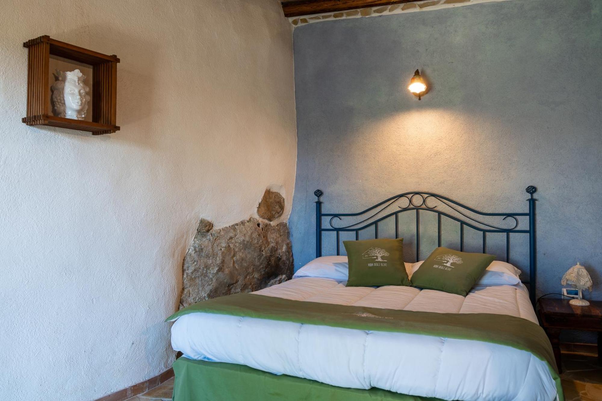 Roba Degli Ulivi Bed & Breakfast Agrigento Exterior foto