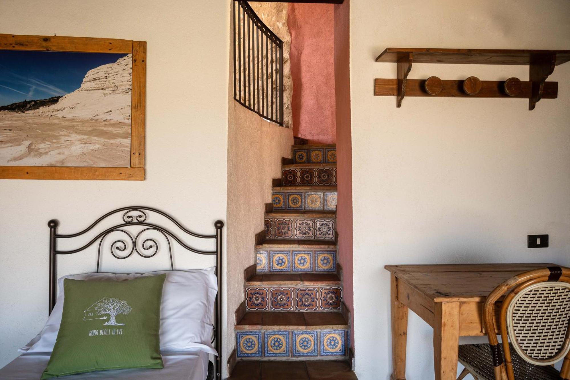 Roba Degli Ulivi Bed & Breakfast Agrigento Exterior foto