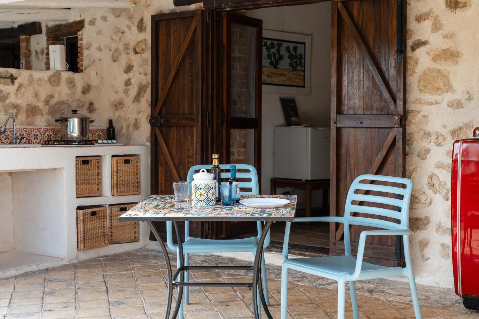 Roba Degli Ulivi Bed & Breakfast Agrigento Exterior foto