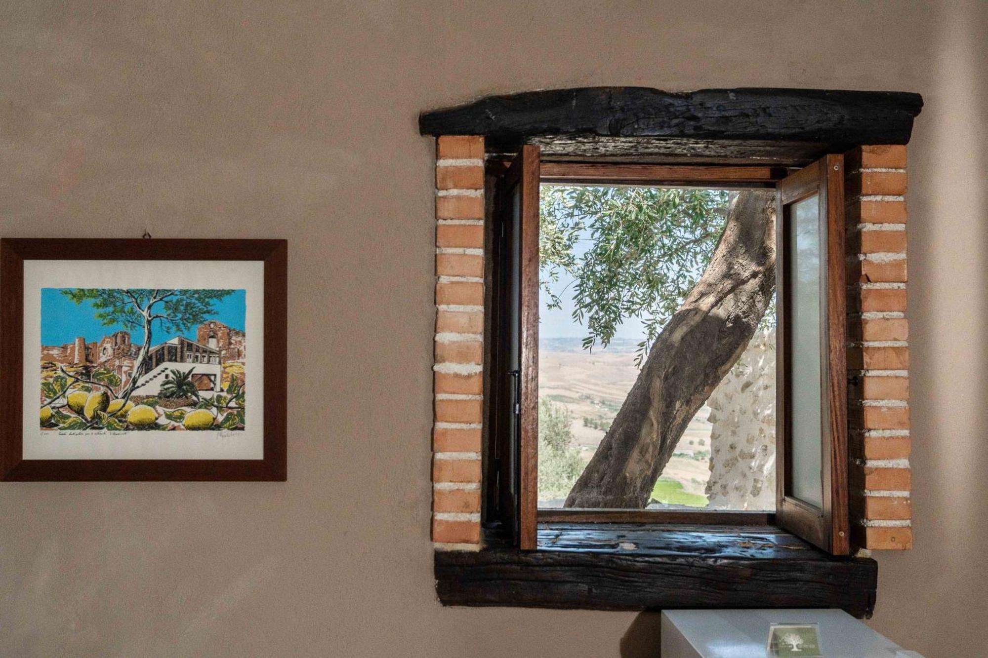 Roba Degli Ulivi Bed & Breakfast Agrigento Exterior foto